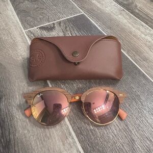 Ray-Ban Round Sunglasses with Case